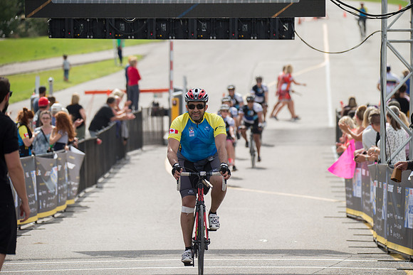 FINISH LINE CROSSING --4672