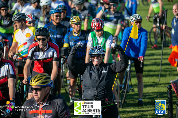 OC - RIDERS LEAVING-700