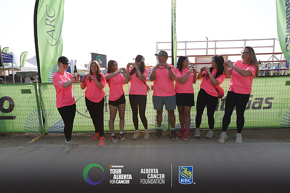 STAFF + VOLUNTEERS-260