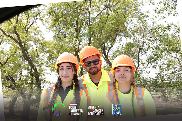STAFF + VOLUNTEERS-425