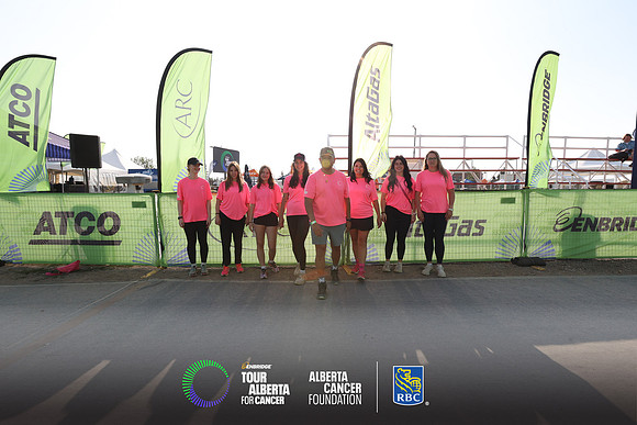 STAFF + VOLUNTEERS-280
