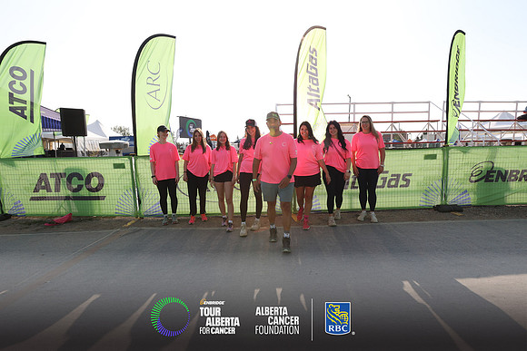STAFF + VOLUNTEERS-285