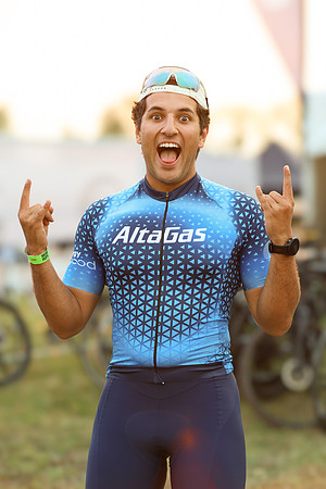RIDER PORTRAITS-44