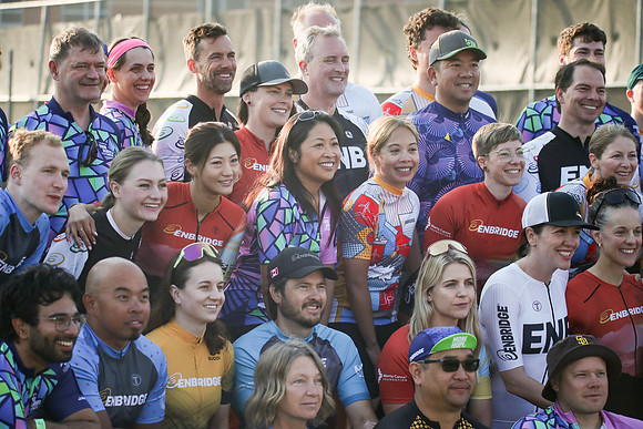 01-TEAM-PHOTOS - ENBRIDGE-106