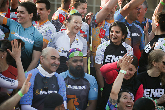01-TEAM-PHOTOS - ENBRIDGE-139