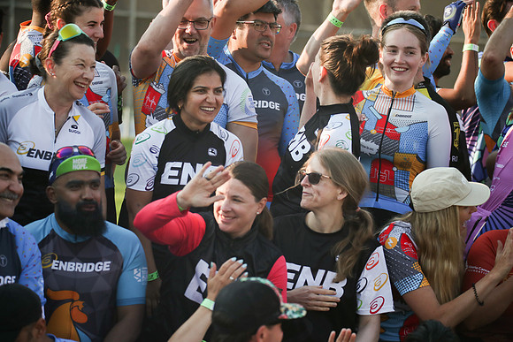 01-TEAM-PHOTOS - ENBRIDGE-142