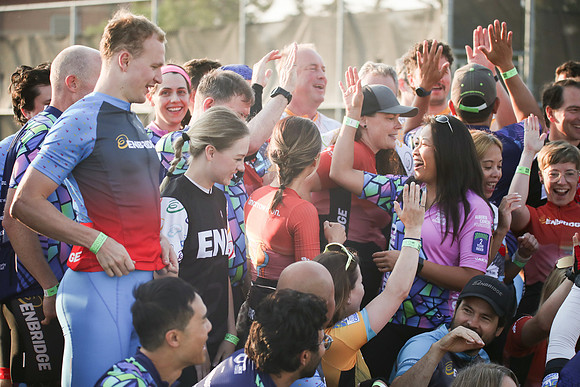 01-TEAM-PHOTOS - ENBRIDGE-154