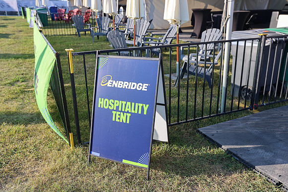 04-HOSPITALITY-TENT - ENBRIDGE-24