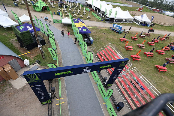 05-FESTIVAL-BRANDING - ENBRIDGE-3