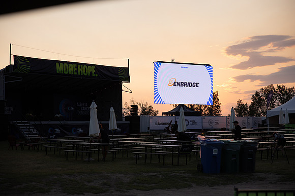 05-FESTIVAL-BRANDING - ENBRIDGE-75