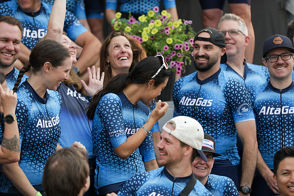 01-TEAM-PHOTOS- AltaGas-207