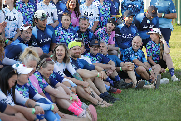 01-TEAM-PHOTOS- AltaGas-242