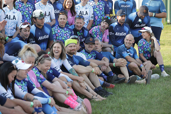 01-TEAM-PHOTOS- AltaGas-243