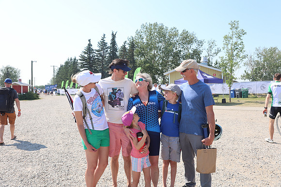 01-TEAM-PHOTOS- AltaGas-252