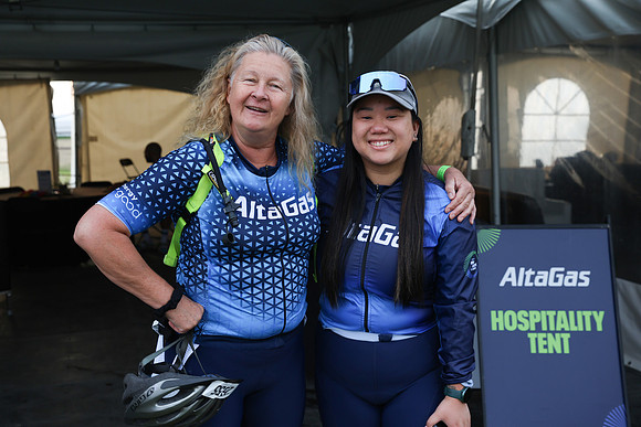01-TEAM-PHOTOS- AltaGas-259
