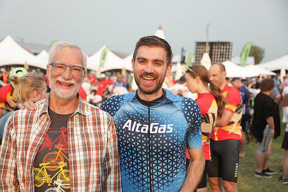 01-TEAM-PHOTOS- AltaGas-277