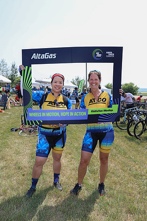01-TEAM-PHOTOS- AltaGas-402