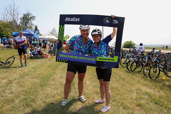 01-TEAM-PHOTOS- AltaGas-408