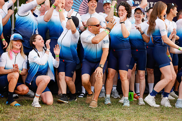 01-TEAM-PHOTOS - ARC-147