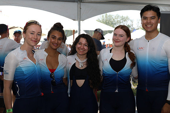 01-TEAM-PHOTOS - ARC-219