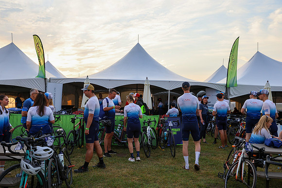 04-HOSPITALITY-TENT - ARC-23