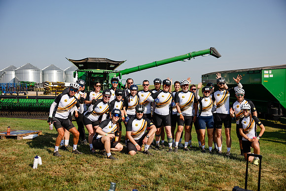 01-TEAM - GIBSON ENERGY-110