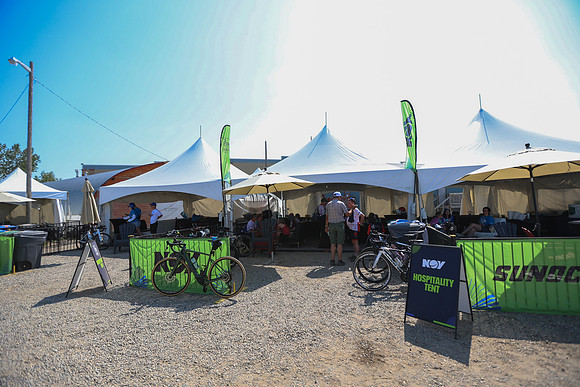 03-HOSPITALITY-TENT - NOV-16