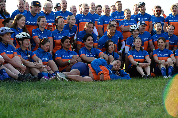 01-TEAM-PHOTOS - KEYERA-22