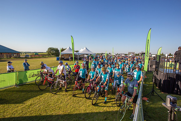 CAMP - RIDERS LEAVING-9