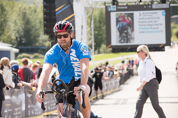 FINISH LINE CROSSING --3360