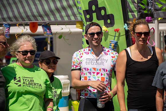 2-VOLUNTEERS-178