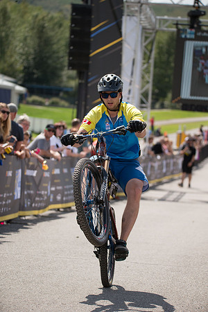 FINISH LINE CROSSING --2941