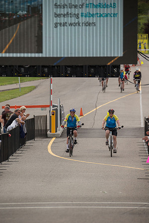 FINISH LINE CROSSING --4789