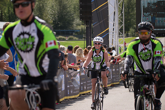 FINISH LINE CROSSING --3001