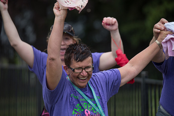 FINISH - OneWalkAB-4083