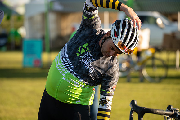 0-RIDERS STRETCHING-5