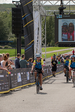 FINISH LINE CROSSING --4121