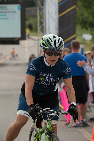FINISH LINE CROSSING --3399