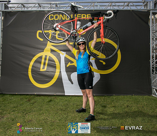 I_CONQUERED_IT_-_POWERED_BY_EVRAZ-512