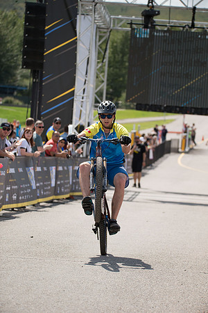 FINISH LINE CROSSING --2936