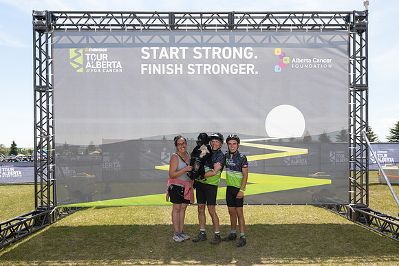 HW - TOUR ALBERTA FOR CANCER-1910