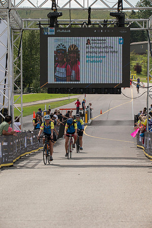 FINISH LINE CROSSING --4112