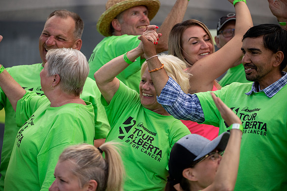 2-VOLUNTEERS-257