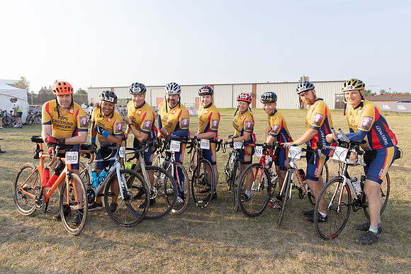SUNDAY PHOTO STATION-RIDERS-9153