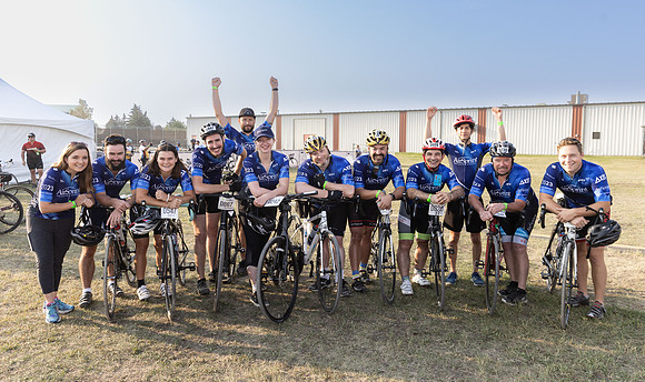 SUNDAY PHOTO STATION-RIDERS-9192