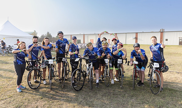SUNDAY PHOTO STATION-RIDERS-9195