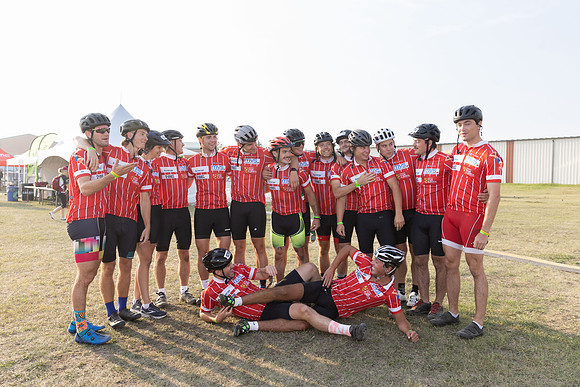SUNDAY PHOTO STATION-RIDERS-9243