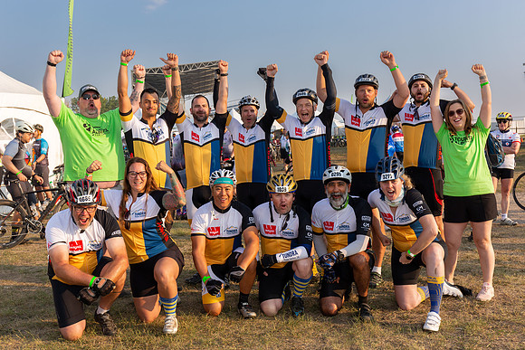 SUNDAY PHOTO STATION-RIDERS-18378