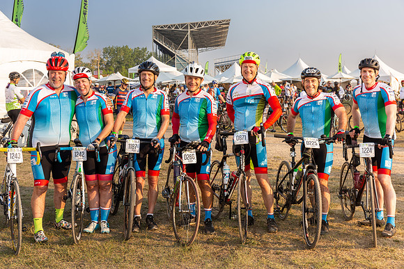 SUNDAY PHOTO STATION-RIDERS-18404