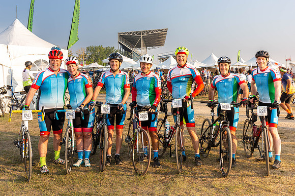 SUNDAY PHOTO STATION-RIDERS-18403